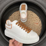 Sneakers White & Brown Outline 2024