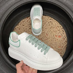 Sneakers White & Light Green Outline 2024