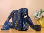 Shoulder Bag Trio Blue & White Square Style