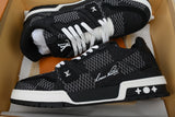 Sneakers Trainer Style Black & Squares 2024