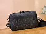 Shoulder Bag Black Monogram