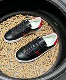 Sneakers Black & Red Classic 2024