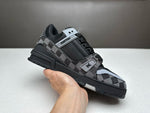 Sneakers Black & Squares 2024