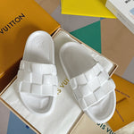 Slides White Square Style 2024