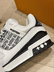 Sneakers White & Black Wall Painting 2023