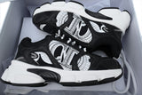 Sneakers CRN Black & White 2024