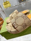 Slides Brown & Monogram 2024