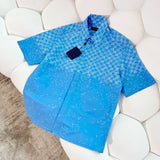 Camicia Blu &amp; Lettere Volanti