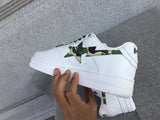 Sneakers White & Camo Logo